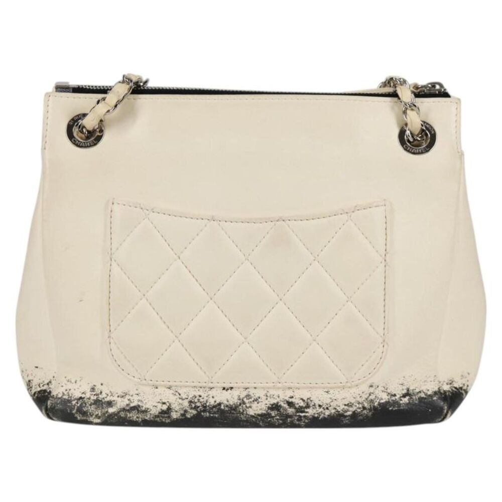 Chanel Jumbo Beige Leather Shoulder Bag (Pre-Owned) - Picture 2 of 16
